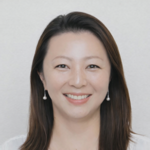 一般社団法人 奄美国際人材・観光創生機構<br />
代表理事　 管　沙織 （Saori  Suga）